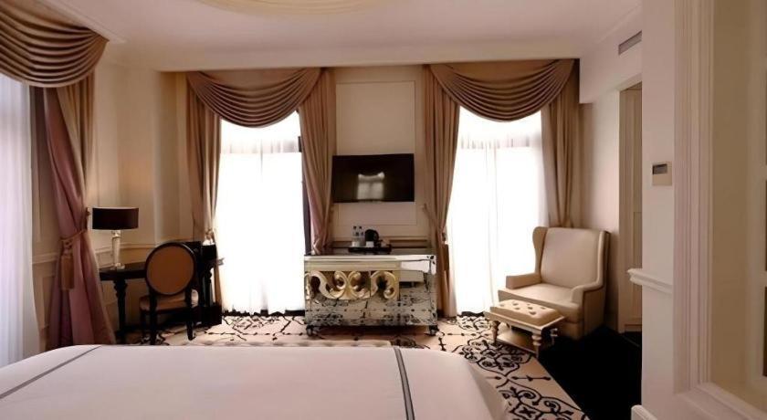 Lafayette Boutique Hotel Kejayan Экстерьер фото